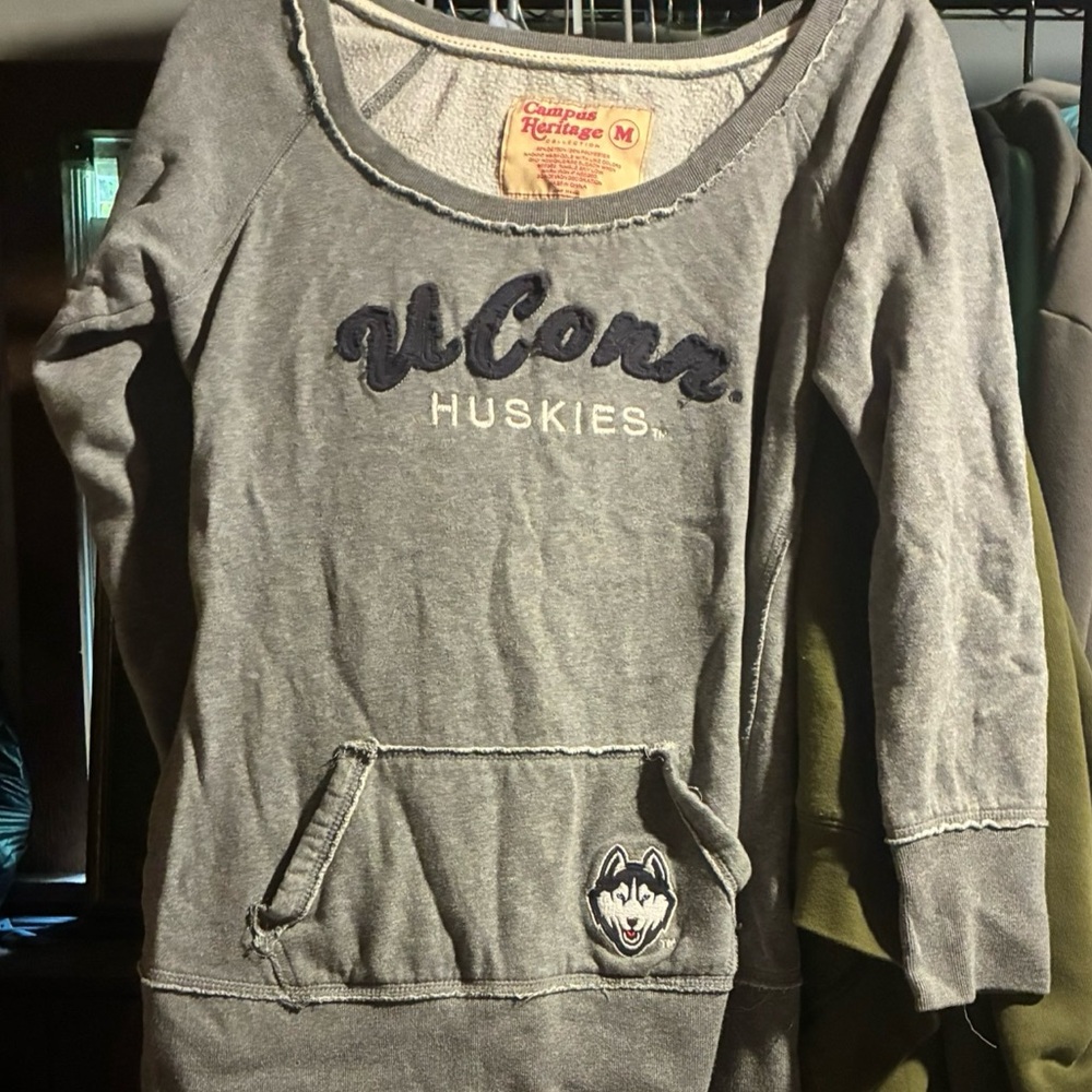 Campus Heritage Gray Boxy Sweatshirt